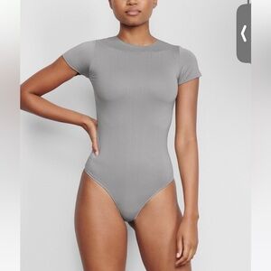 New Skims Raw Edge Gray Bodysuit size S/M